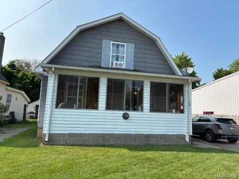 23 Broadway Street, Oxford, MI 48371