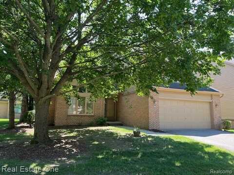 6630 Heron Point, West Bloomfield, MI 48323