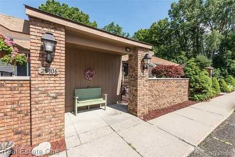 25104 HAMILTON Court, South Lyon, MI 48178
