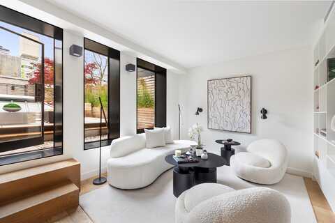 414 West 51st Street, New York, NY 10019