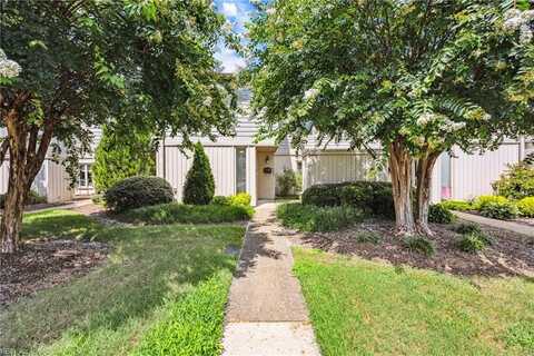 4392 Point West Drive, Portsmouth, VA 23703