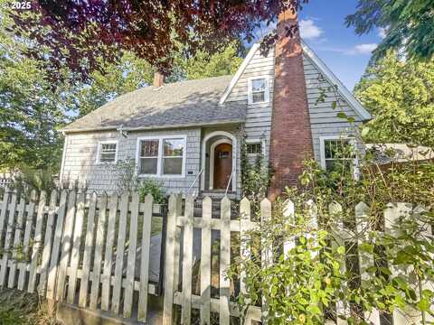 1450 19TH ST, Salem, OR 97301