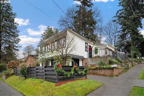 6920 NE 27TH AVE, Portland, OR 97211