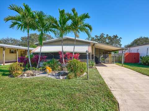 8001 SE Shenandoah Drive, Hobe Sound, FL 33455