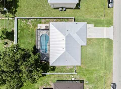 560 SW Undallo Road, Port Saint Lucie, FL 34953