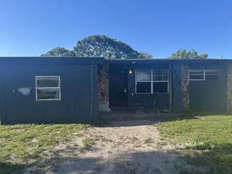 920 Revels Lane, Fort Pierce, FL 34982