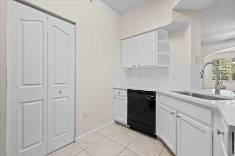 6203 Myrtlewood Circle W, Palm Beach Gardens, FL 33418