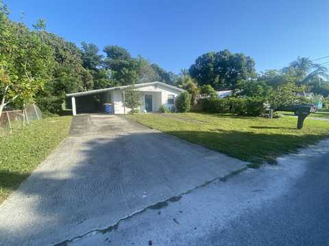 1105 Apple Street, Fort Pierce, FL 34950
