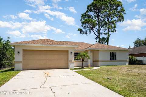 243 Gaspar Street SW, Palm Bay, FL 32908