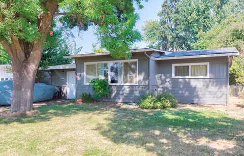 937 Kenyon Street, Medford, OR 97501