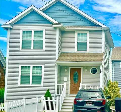 52 Bedlow Avenue, Newport, RI 02840