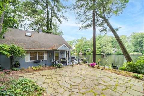 16 Ruff Stone Road, Smithfield, RI 02828