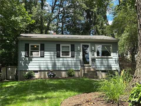47 Williams Street, Lincoln, RI 02865