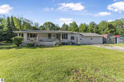 6351 W Sanborn Road, Lake City, MI 49651