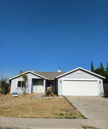 917 N Esther Street, Porterville, CA 93257