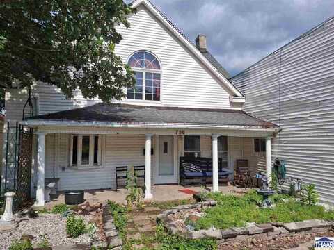 736 N 7th Street, Clinton, IN 47842
