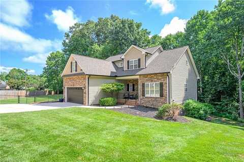 4905 Bay Harvest Court, Clemmons, NC 27012