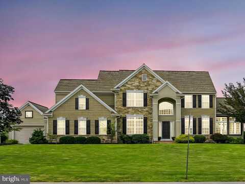 63 CLOVER PLACE, LEBANON, PA 17042