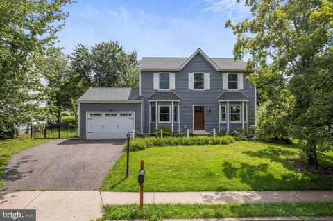 1006 MORGAN LANE, PERKASIE, PA 18944