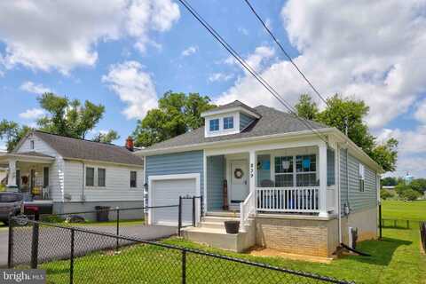 839 JEFFERSON AVENUE, CHARLES TOWN, WV 25414