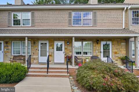 55 ADAMS COURT, FLEMINGTON, NJ 08822