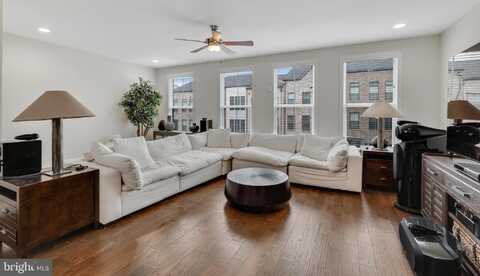 42282 CRAWFORD TERRACE, BRAMBLETON, VA 20148