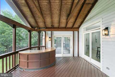 8645 BECK LANE, MANASSAS, VA 20110