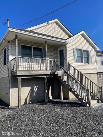 211 N AVENUE, WEST WILDWOOD, NJ 08260