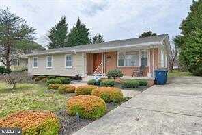9401 SURRATTS MANOR DRIVE, CLINTON, MD 20735