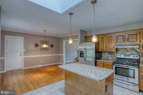 712 EAST LANE, MILFORD, DE 19963