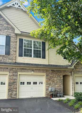 2413 SENTRY COURT, NORRISTOWN, PA 19401