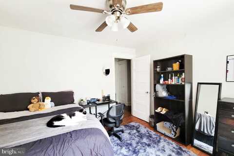 11 E ASHLAND AVENUE, GLENOLDEN, PA 19036