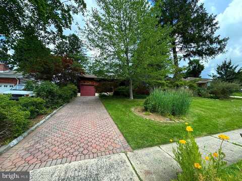9 WORTHINGTON DRIVE, EWING, NJ 08638