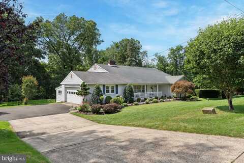 126 BRUCE ROAD, WASHINGTON CROSSING, PA 18977