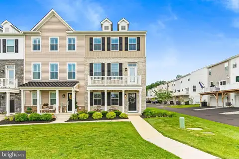 4811 LINCOLN ALLEY, PIPERSVILLE, PA 18947