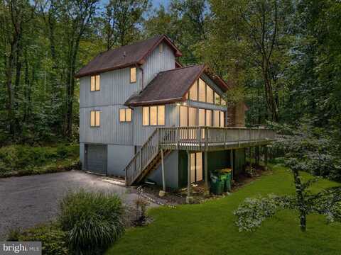 2256 WOODHAVEN DRIVE, SAYLORSBURG, PA 18353