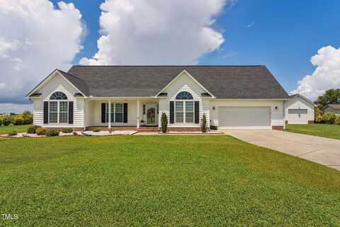 52 Hunters Rdg Trail, Dunn, NC 28334