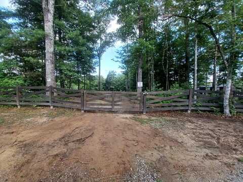 N Cowboy Way, Jamestown, TN 38558