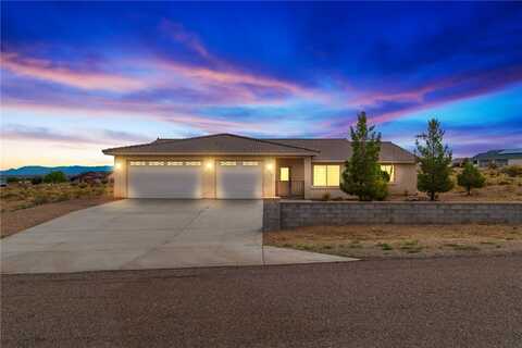 9318 N Broken Saddle Drive, Kingman, AZ 86409