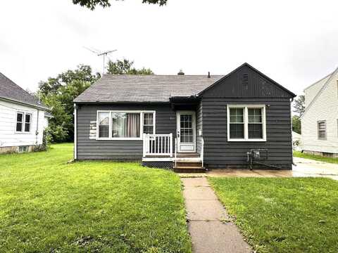 848 Kern Street, Waterloo, IA 50703