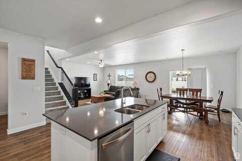 4381 W 3550 S, West Haven, UT 84401