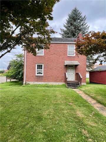 732 Pershing St, Ellwood City, PA 16117