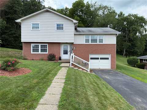 119 S 8th St, Youngwood, PA 15697