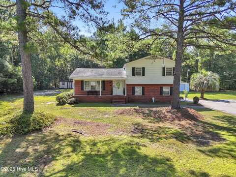 3522 Emerson Drive, Castle Hayne, NC 28429