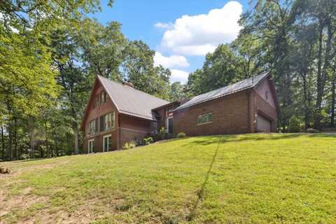 18 Hillcrest Dr, Little Hocking, OH 45742