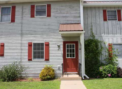 48 Seth Square, Plattsburgh, NY 12901