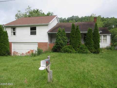 792 Executive Drive, Fallentimber, PA 16639