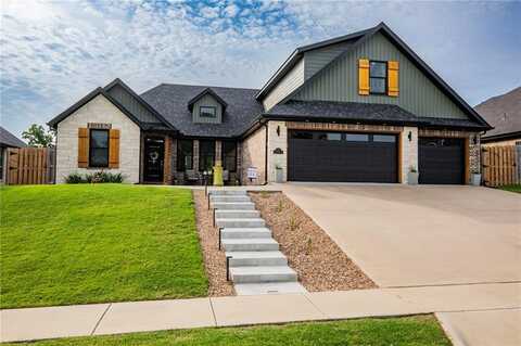 1810 NE Chaucer ST, Bentonville, AR 72712