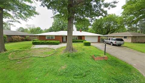 708 Henryetta ST, Springdale, AR 72762