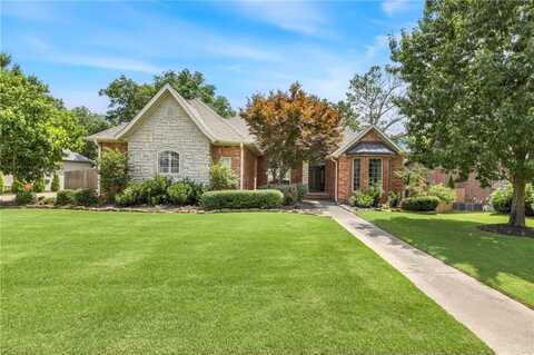 3061 E Stone Mountain DR, Fayetteville, AR 72701